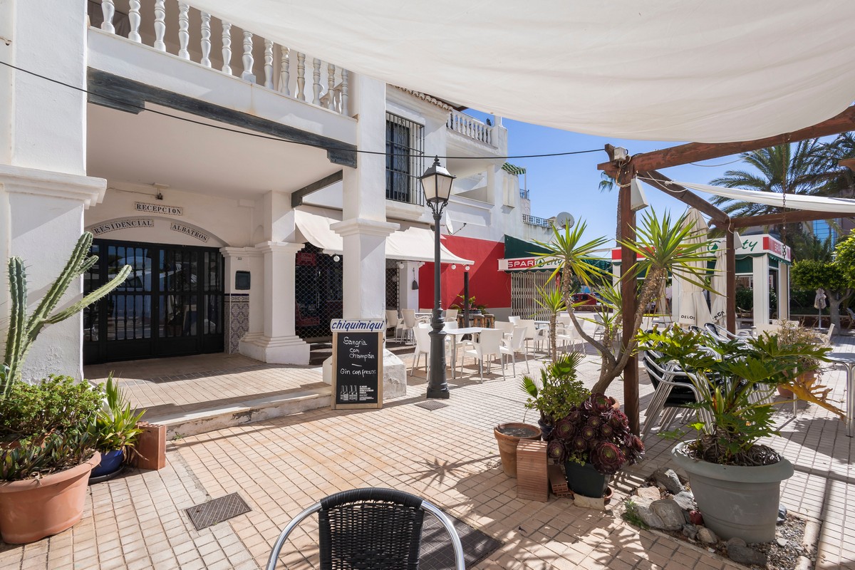 Wohnung in zweiter Strandreihe, Urb. Playa Serena