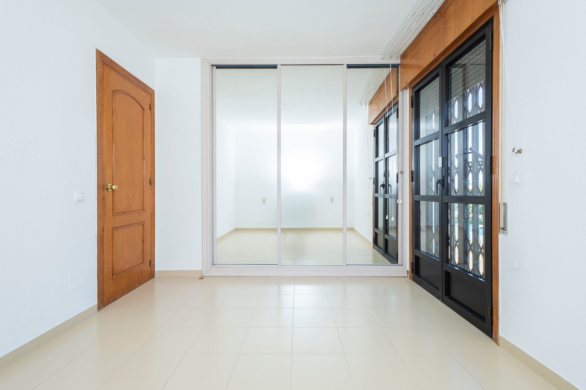 Wohnung in zweiter Strandreihe, Urb. Playa Serena