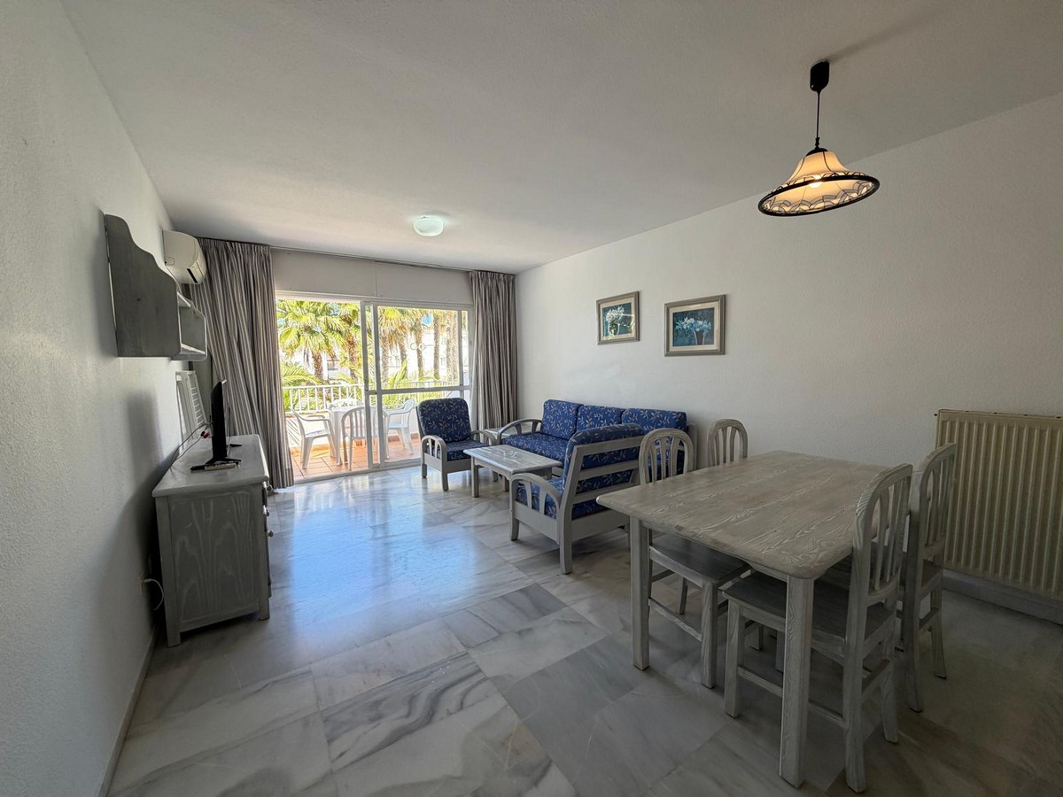 Apartamento en planta primera, Complejo Golf Center Pueblo