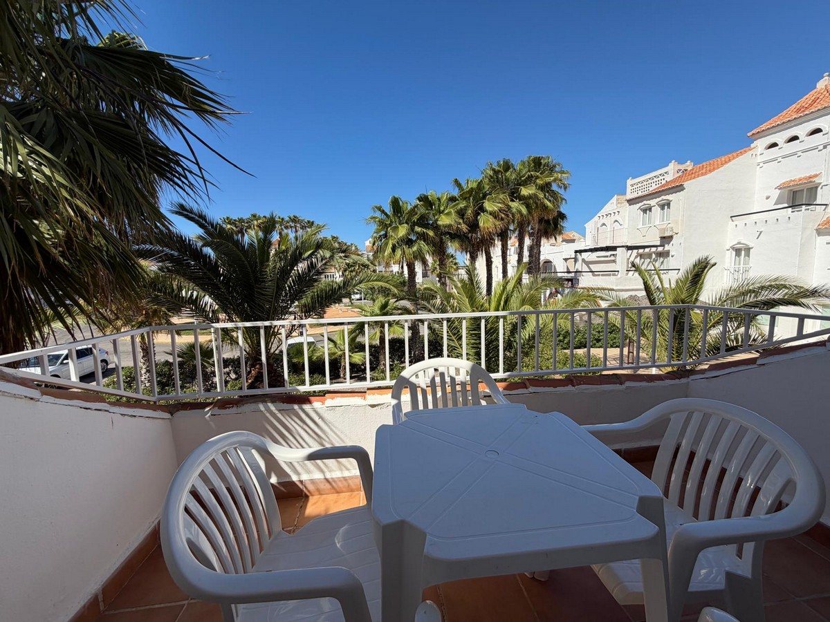 Apartamento en planta primera, Complejo Golf Center Pueblo