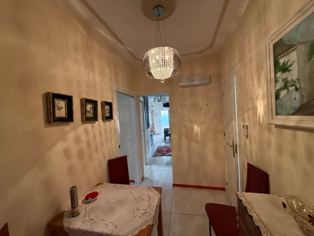 Casa De Pueblo en el corazón de Enix