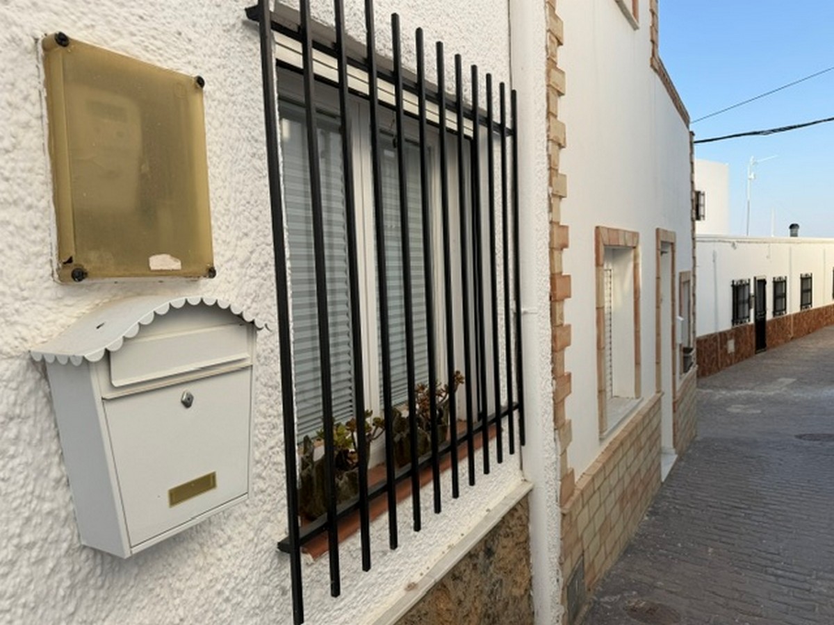 Casa De Pueblo en el corazón de Enix