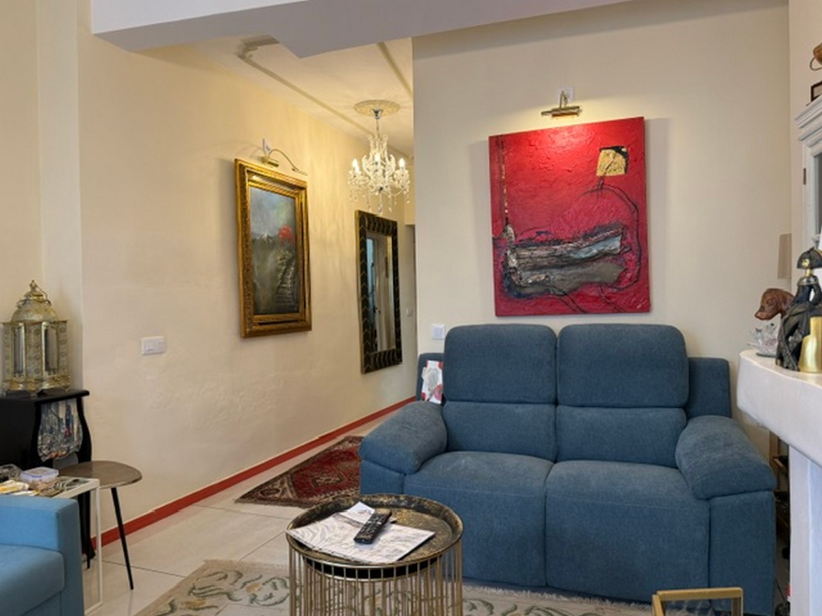 Casa De Pueblo en el corazón de Enix