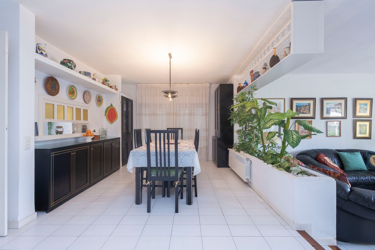 Grande villa indépendante dans un emplacement privilégié