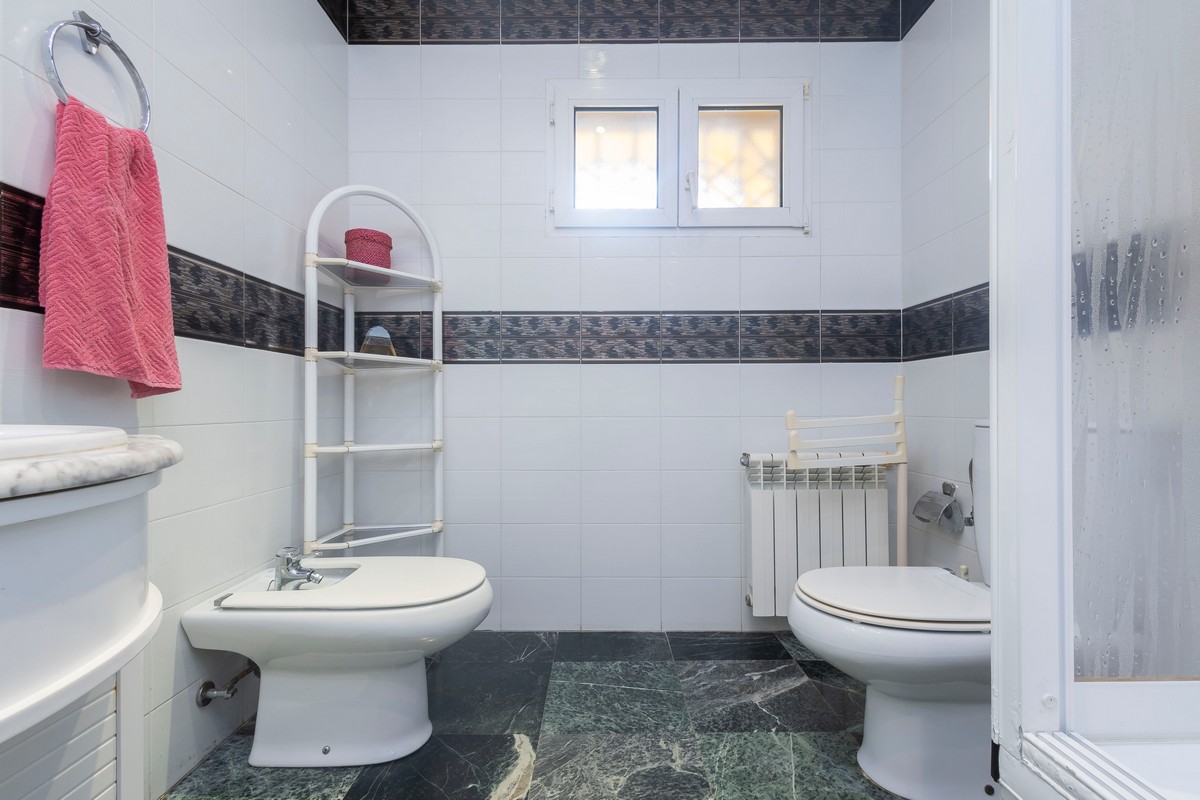 Grande villa indépendante dans un emplacement privilégié