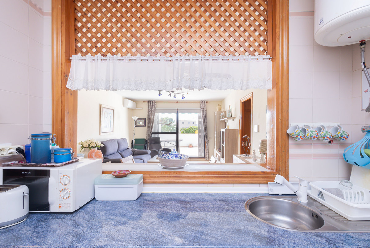 Apartamento en segunda línea de playa, Urb. Playa Serena