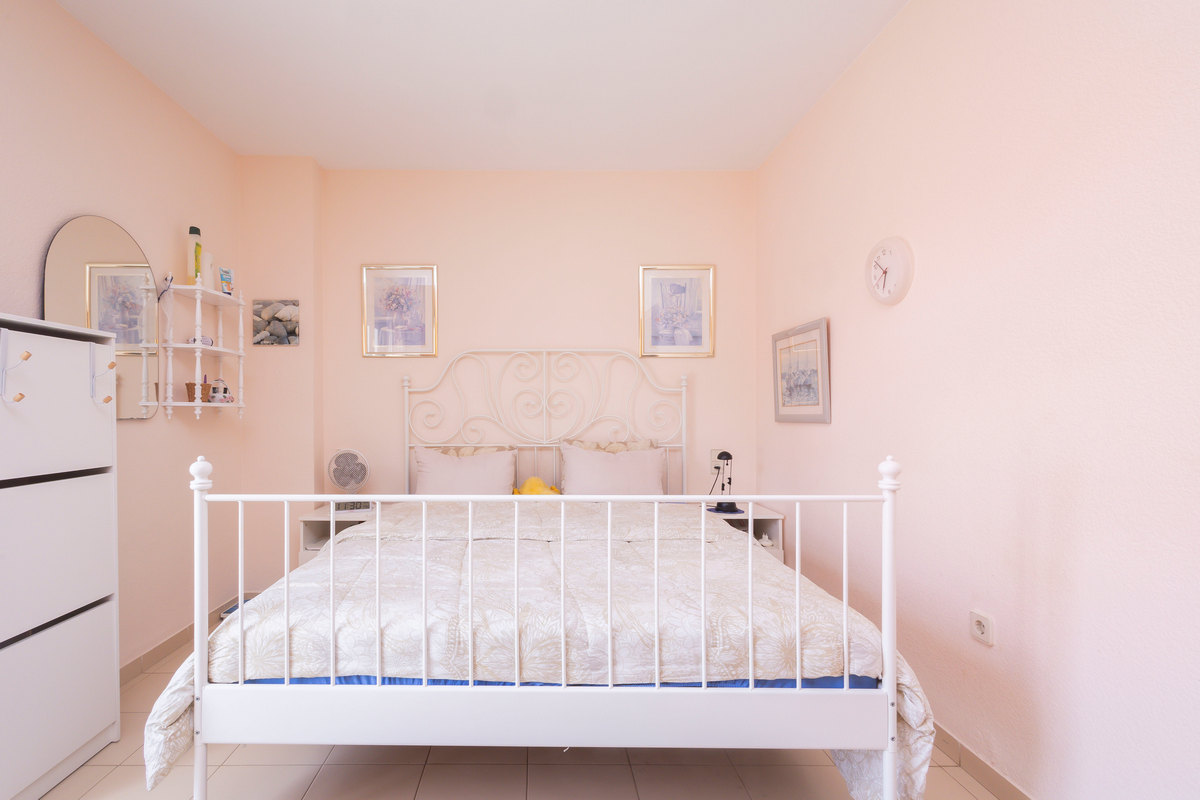 Apartamento en segunda línea de playa, Urb. Playa Serena