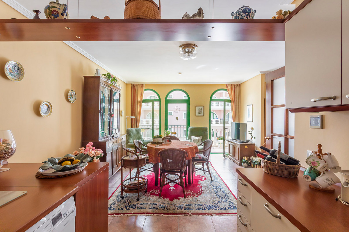 Spacieux studio à Palazzo Vivaldi, Urb. Las Salinas