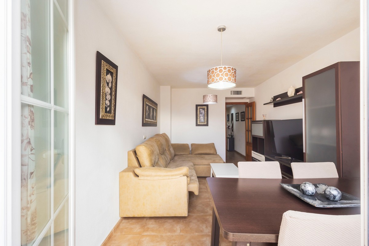 Bright penthouse with a terrace, close to the beach