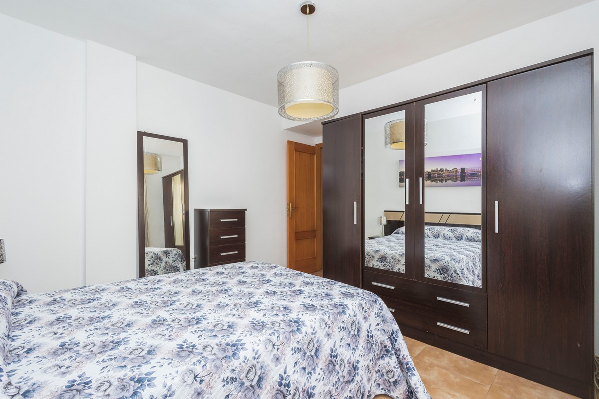 Bright penthouse with a terrace, close to the beach