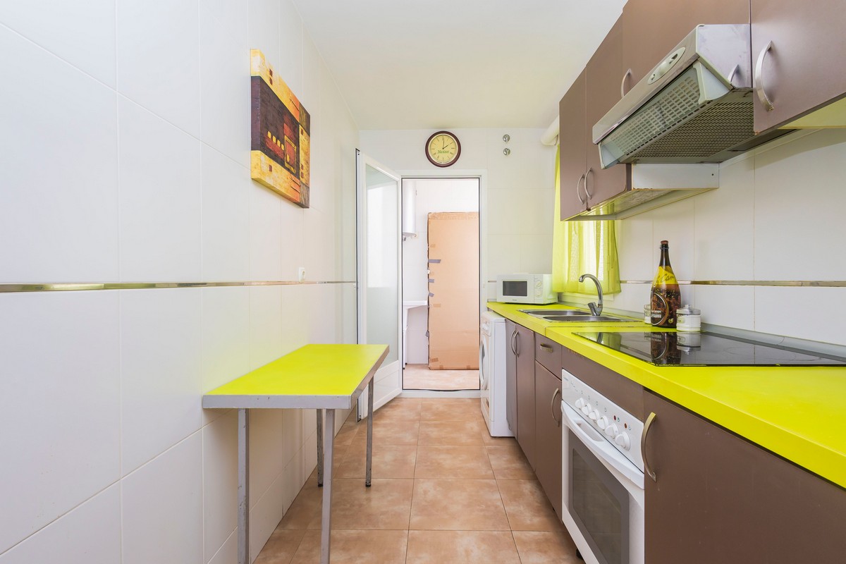 Bright penthouse with a terrace, close to the beach