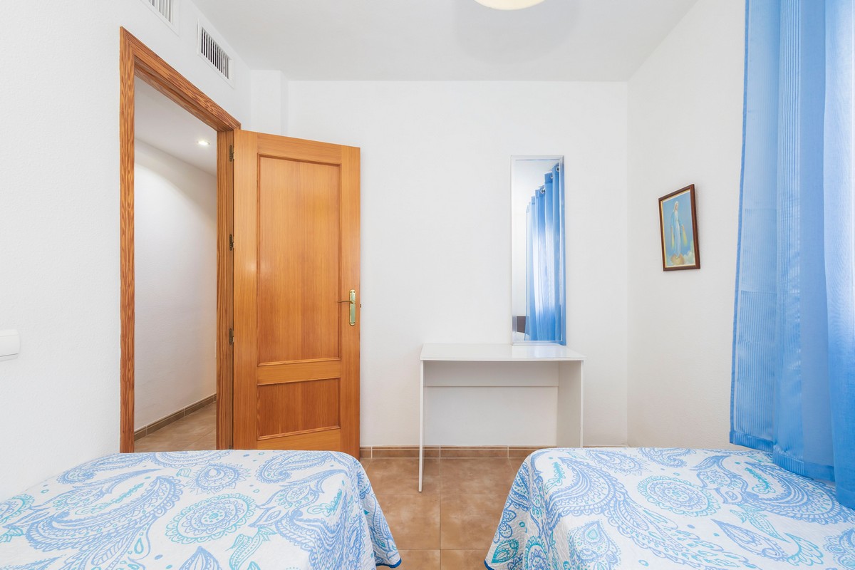 Bright penthouse with a terrace, close to the beach