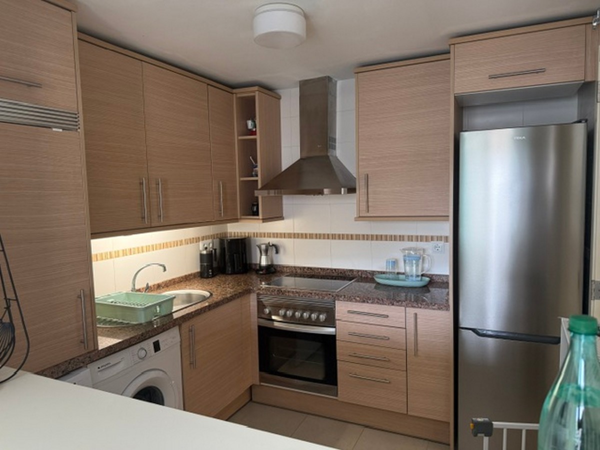Appartement au rez-de-chaussée, prêt à emménager, dans le complexe Agua Serena, en deuxième ligne de plage