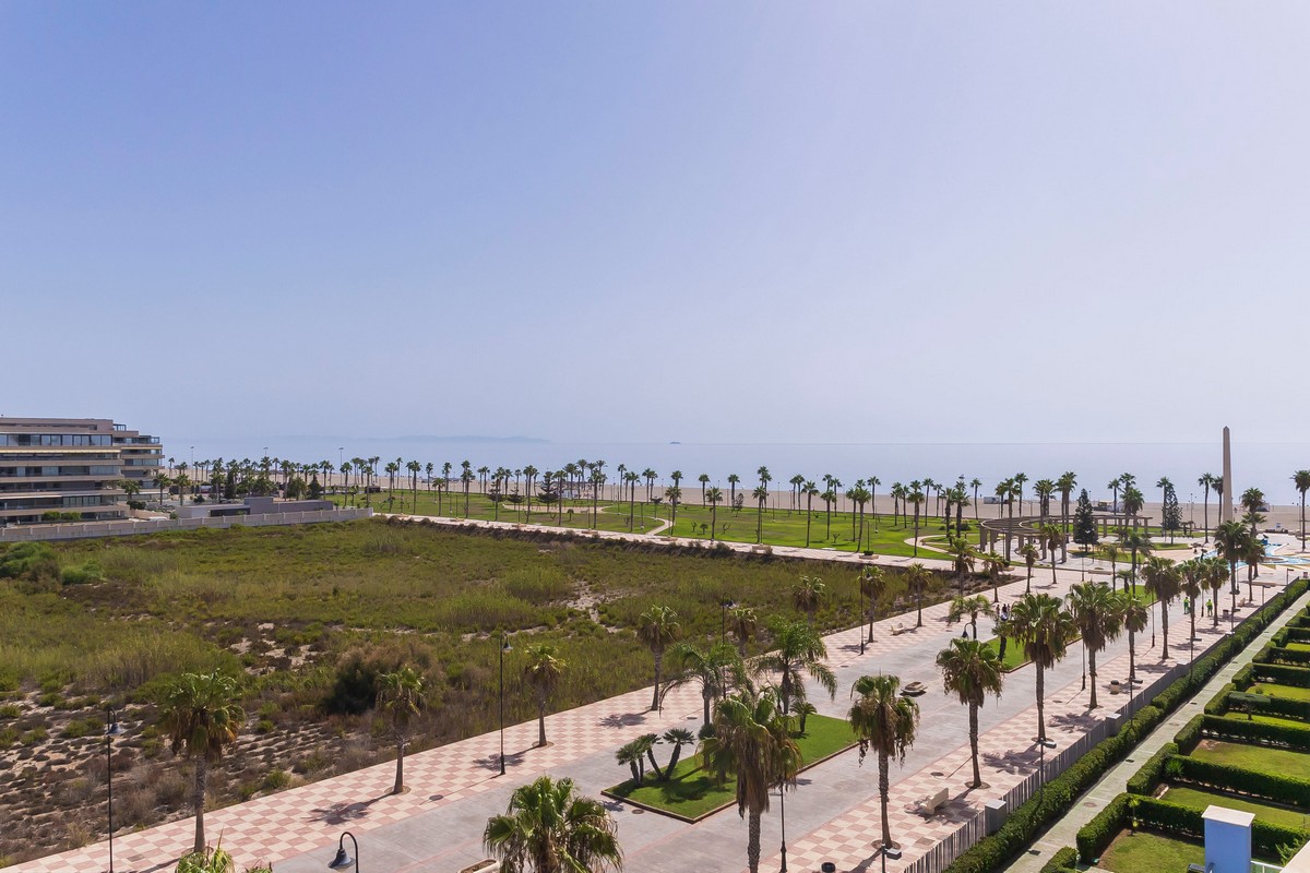 Duplex-Penthouse im Wohnanage Marina Serena Golf, 1. Strandreihe