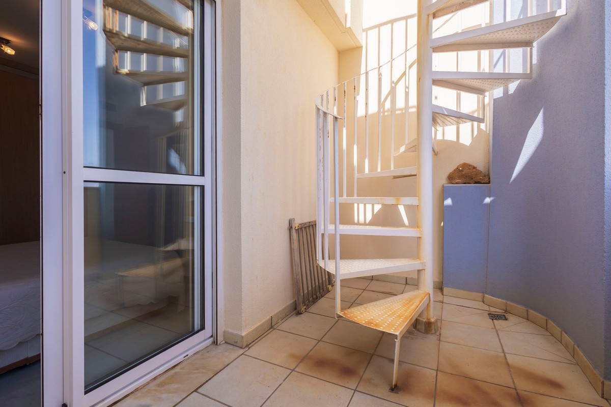 Duplex-Penthouse im Wohnanage Marina Serena Golf, 1. Strandreihe
