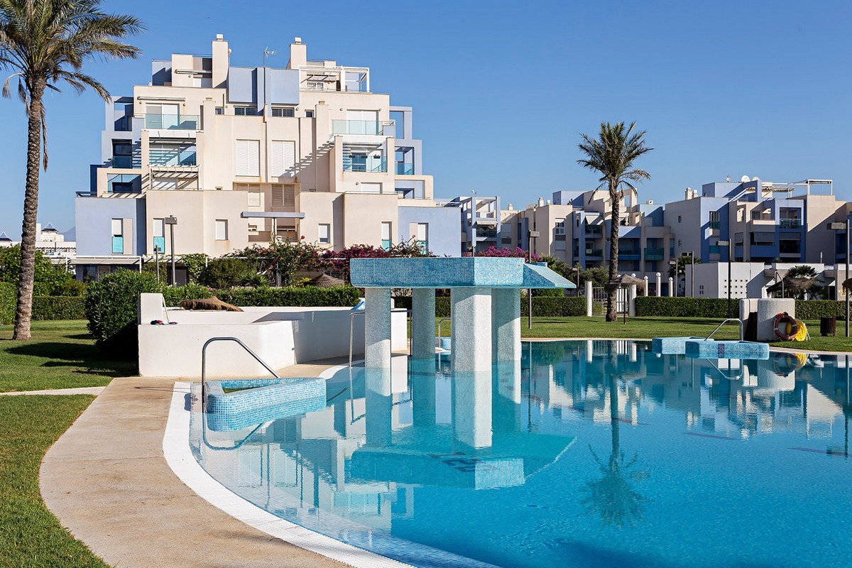 Duplex-Penthouse im Wohnanage Marina Serena Golf, 1. Strandreihe