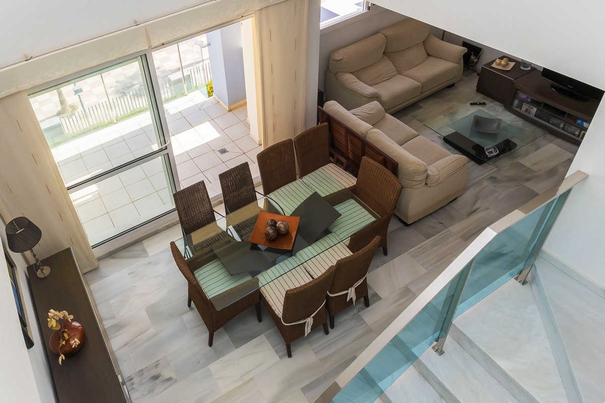 Duplex-Penthouse im Wohnanage Marina Serena Golf, 1. Strandreihe