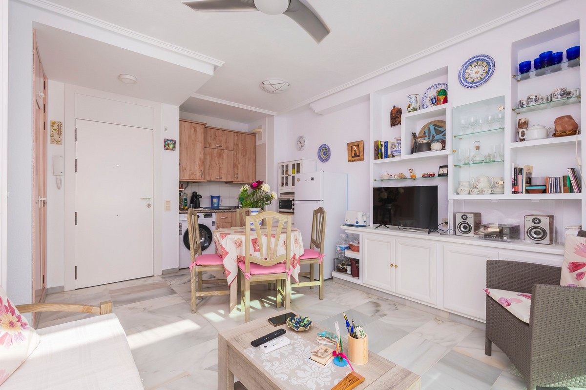 Penthouse en première ligne de plage, à côté du Castillo de Santa Ana