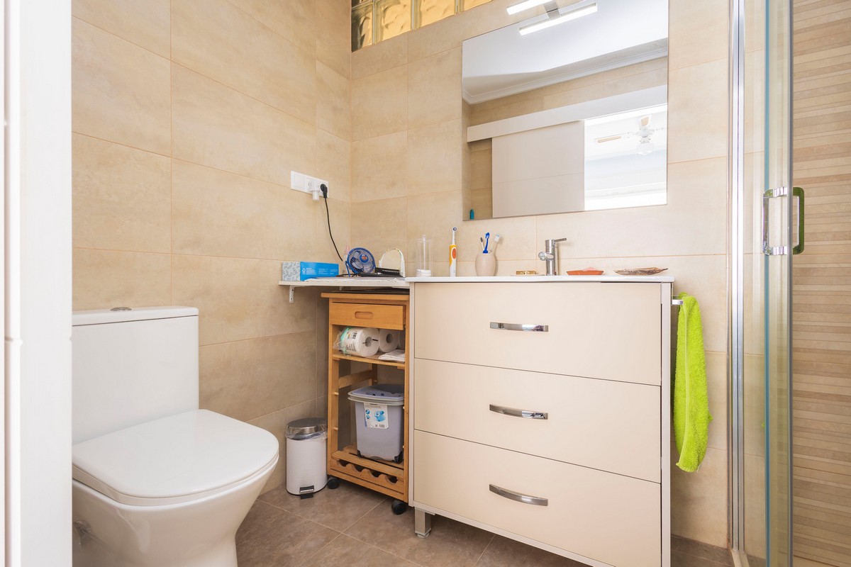 Penthouse en première ligne de plage, à côté du Castillo de Santa Ana