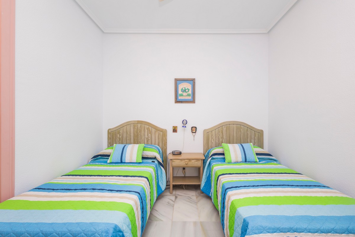Apartamento en primera línea de playa junto al Castillo de Santa Ana