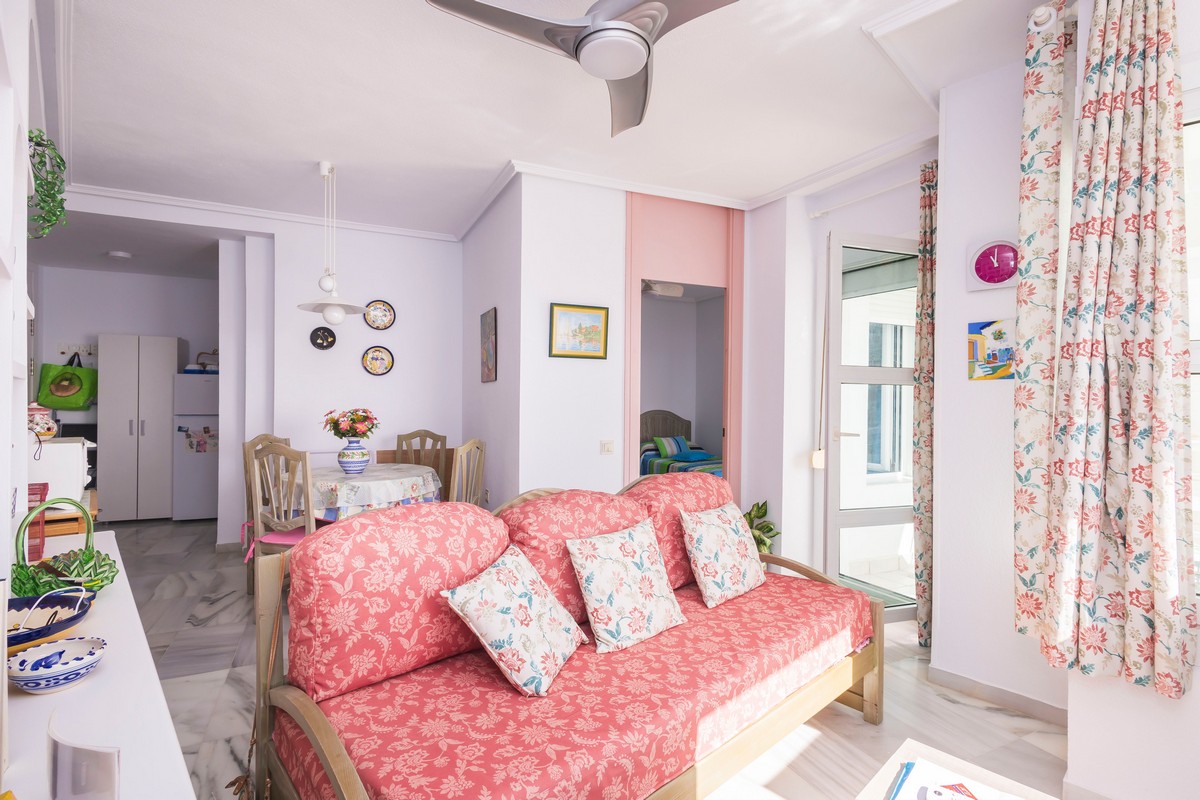 Apartamento en primera línea de playa junto al Castillo de Santa Ana