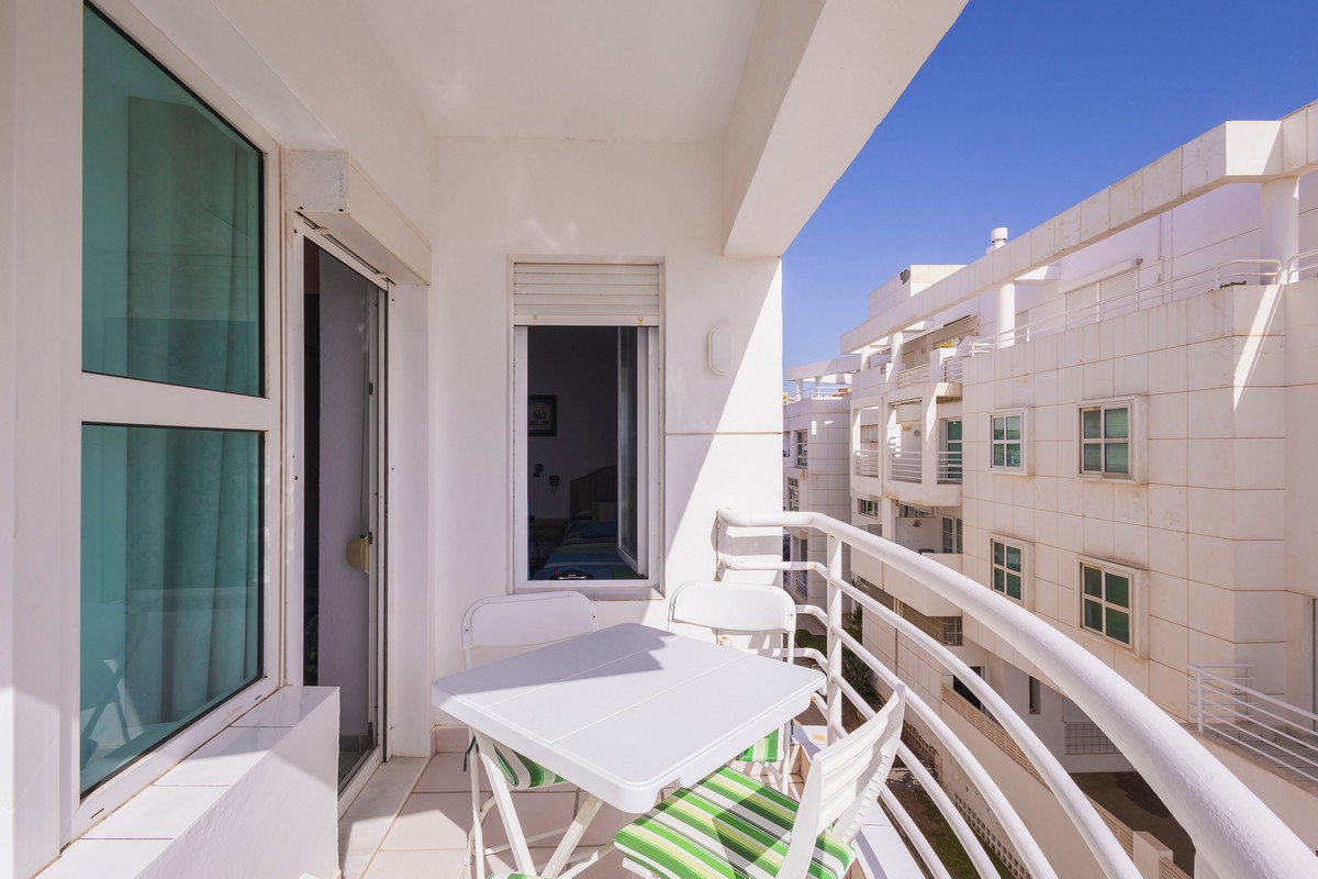 Apartamento en primera línea de playa junto al Castillo de Santa Ana