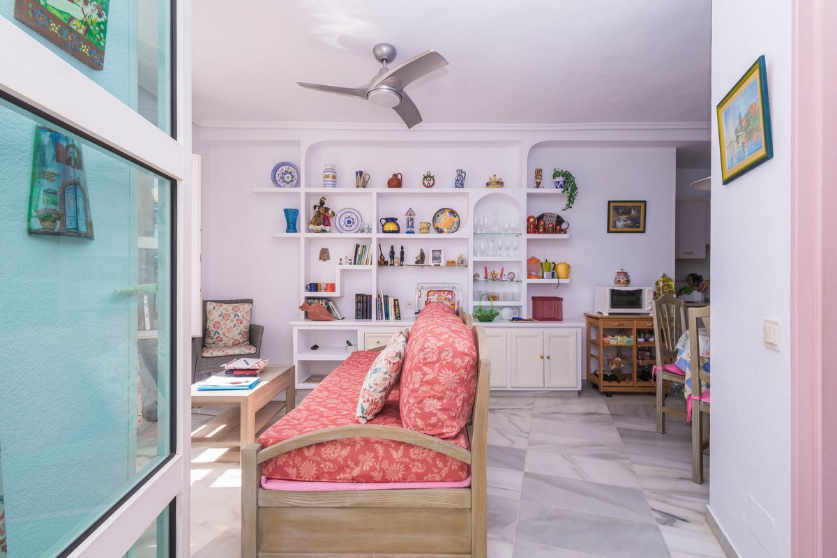 Apartamento en primera línea de playa junto al Castillo de Santa Ana