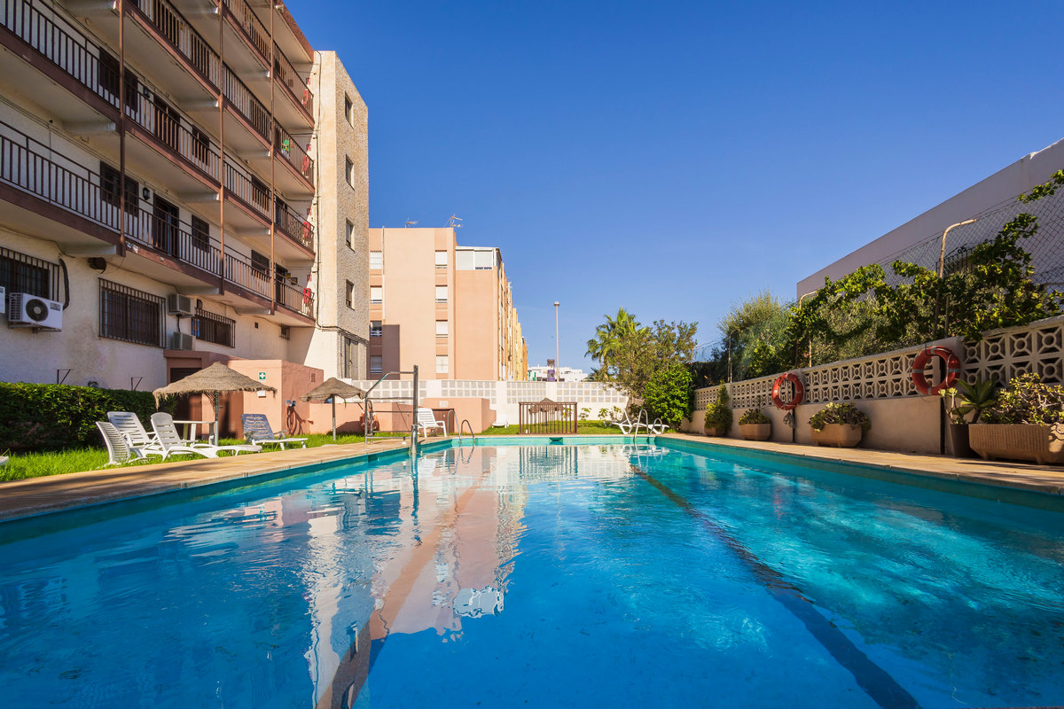 Bilocale nel complesso residenziale Las Adelfas