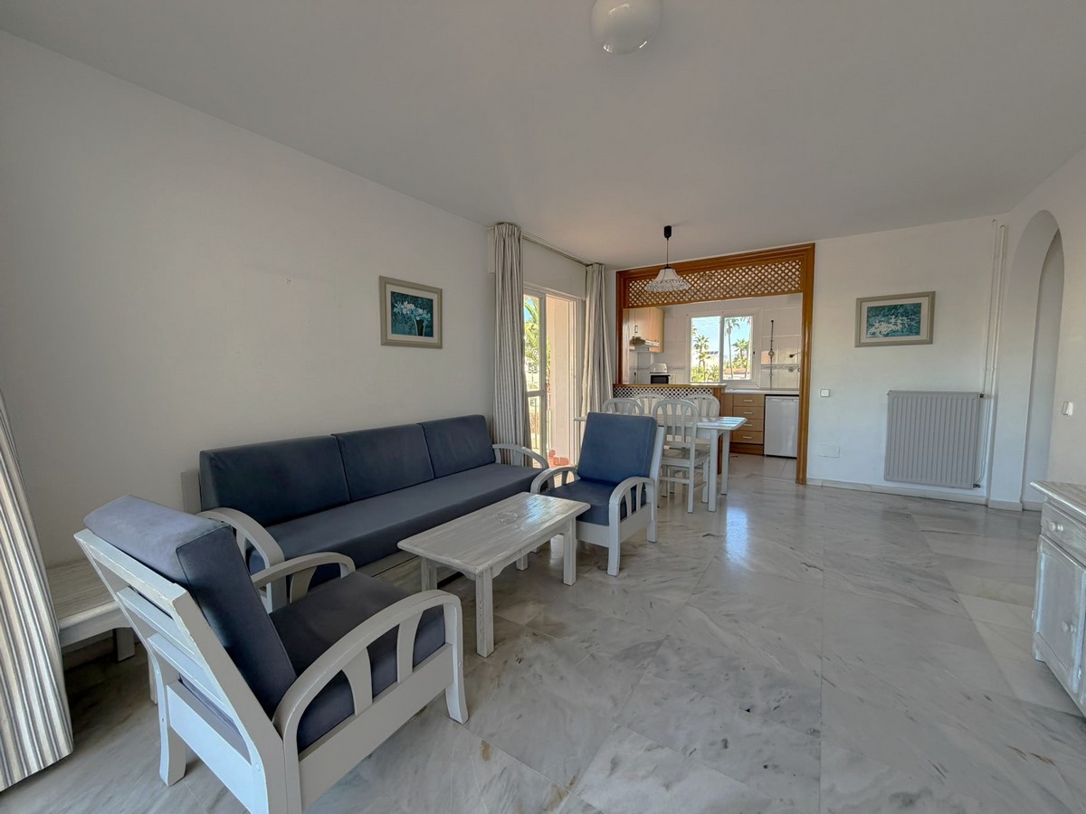 Apartamento en planta primera, Complejo Golf Center Pueblo