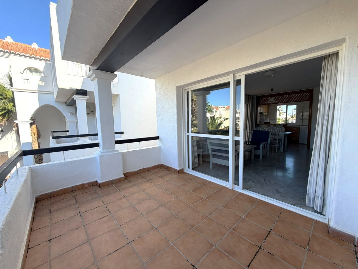 Apartamento en planta primera, Complejo Golf Center Pueblo