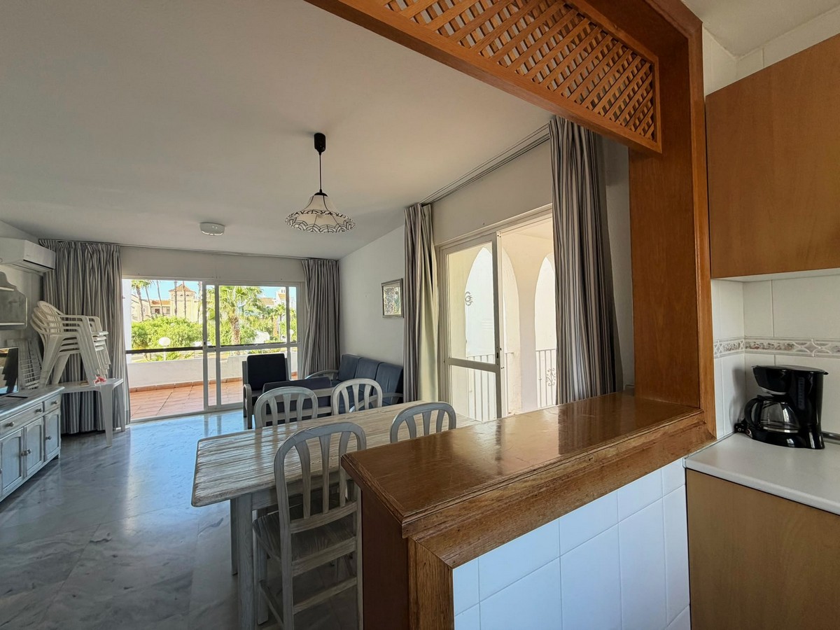Apartamento en planta primera, Complejo Golf Center Pueblo