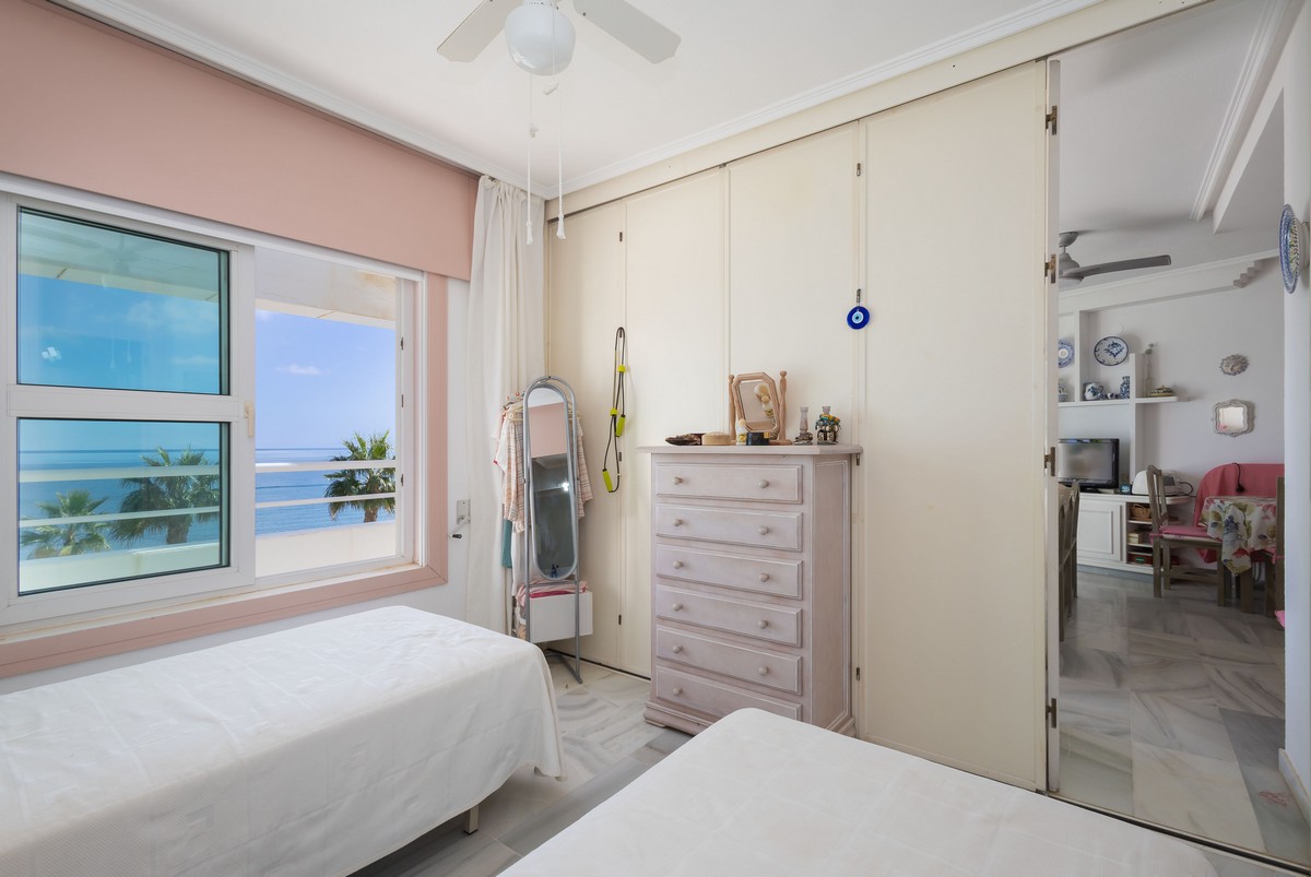 Penthouse in erster Strandreihe neben der Castillo Santa Ana