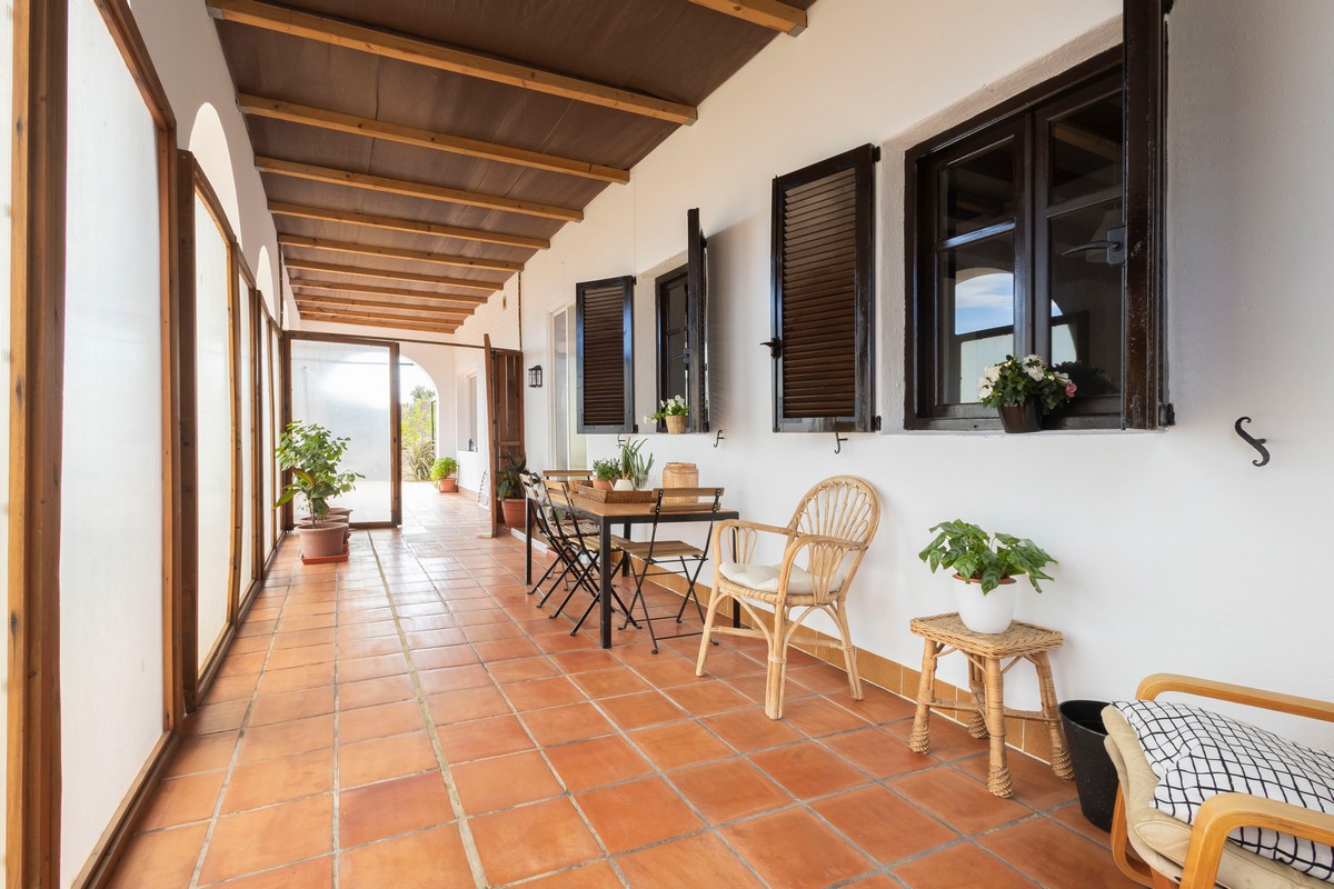Espectacular casa rural con vistas y gran parcela en Félix