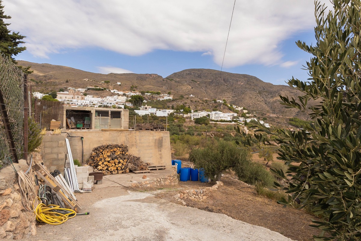Espectacular casa rural con vistas y gran parcela en Félix