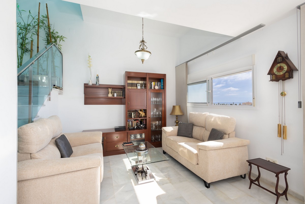 Ático Dúplex en Complejo Marina Serena Golf, primera línea de playa
