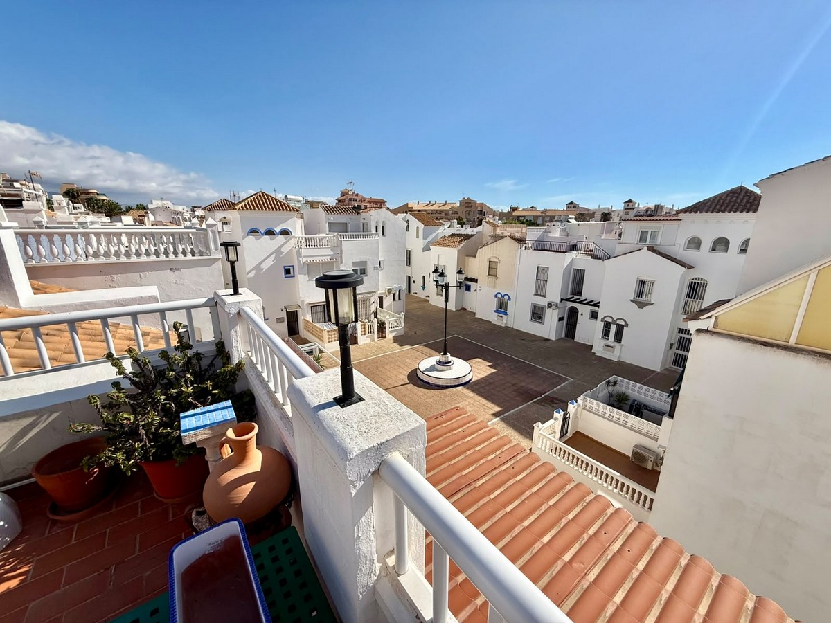 „Einmalige Investitionschance! Wohnung mit solventen Mietern in Vista Puerto zu verkaufen“
